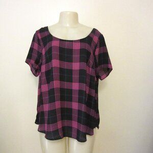 Torrid Pink and Black Plaid Polyester Back Buttons Blouse in SZ 00